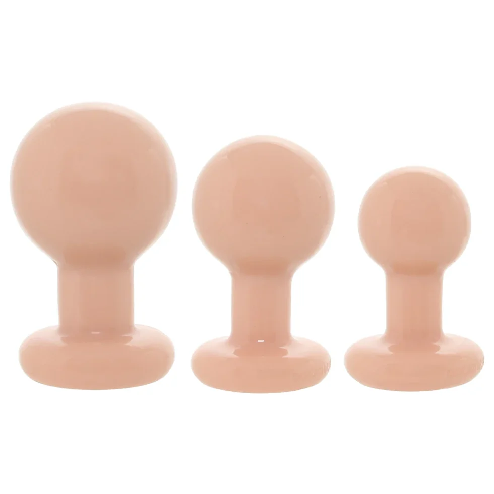 Beginner-friendly cream butt plug set with wide flared bases
