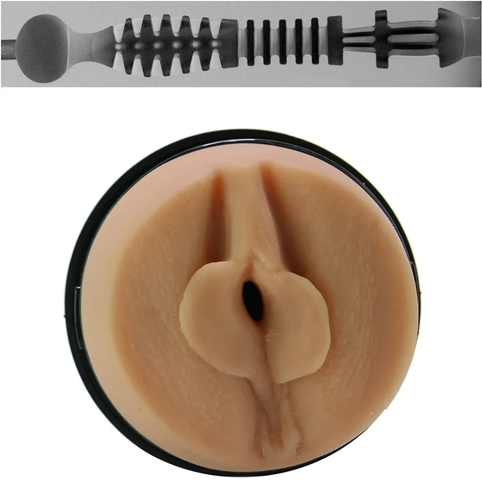 Realistic molded entrance on the Bailey Rayne ULTRASKYN stroker